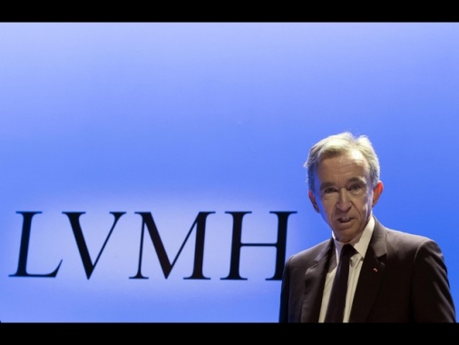 Tengono i ricavi di Lvmh a 19,1 miliardi, impatto negativo dalla guerra