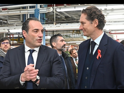 Elkann, '2025 difficile ma forte resilienza Stellantis, gettate basi per ripresa'