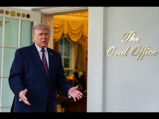 Trump, 'il Papa non capisce quello che sta succedendo in Iran'