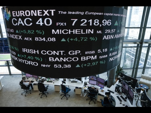 Borsa: Europa positiva in chiusura, Parigi +1,12%, Francoforte +1,27%