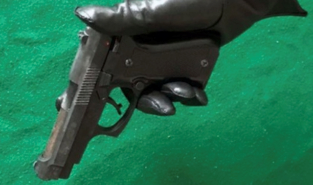 Armi e munizioni in casa di un anziano