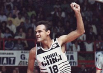 Addio a Oscar “mano santa”