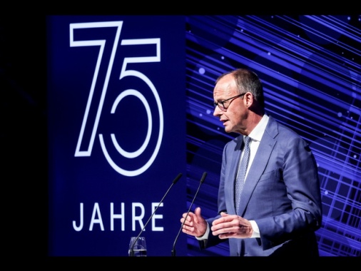 Merz verso Consiglio sicurezza sul caro-energia, al via incontri