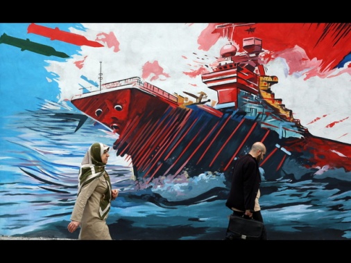 Axios, Iran ha disseminato altre mine nello Stretto di Hormuz in settimana