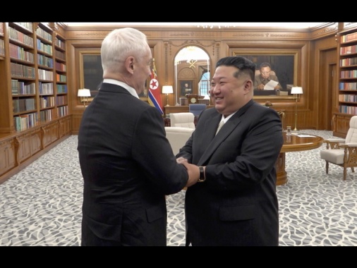 Mosca, 'il ministro della Difesa russo a Pyongyang incontra Kim'