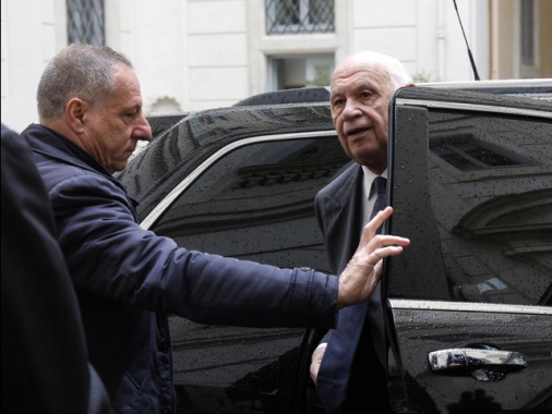 Nell'iter per la grazia a Minetti niente di errato. Ora emersi altri elementi