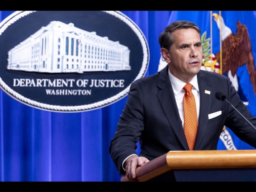 Cnn, Dipartimento di Giustizia incrimina per la seconda volta Comey