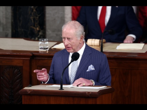 Re Carlo, 'serve risolutezza incrollabile per aiutare l'Ucraina'