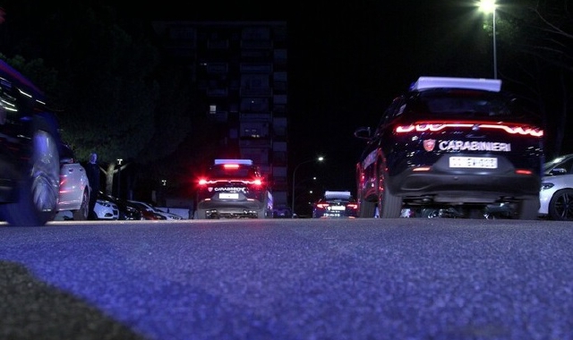 Finse un guasto e rapinò l’automobilista che si fermò ad aiutarla: condannata
