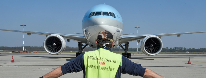 Malpensa vola basso. Colpa della guerra