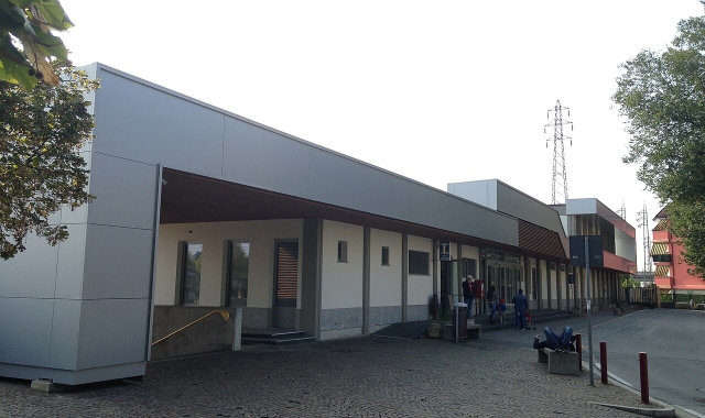 Il 36enne residente a Busto Arsizio è stato arrestato alla stazione ferroviaria di Arcore