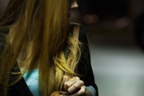 «Mi fissava, poi mi ha pedinata». L’incubo di una commessa di Varese