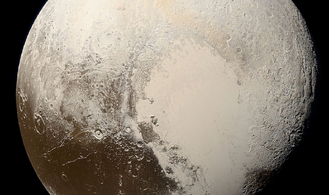 La Nasa ci mette il becco: “Plutino” tornerà Plutone?