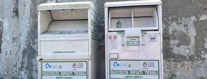 Vestiti fuori dal cassonetto, altra stangata: «Multa più alta della pensione»
