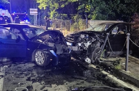 Scontro tra due auto: feriti tre giovani