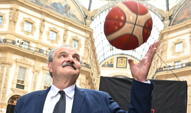 Meo Sacchetti lascia il basket