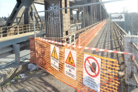 Ponte di ferro, luglio da incubo