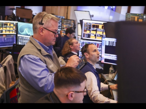 Wall Street apre in rialzo, Dj +0,13%, Nasdaq +0,20%