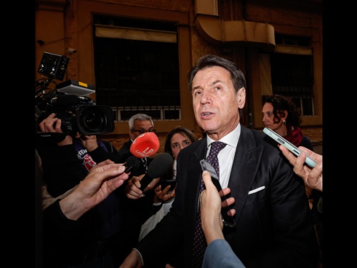 Conte, 'Ue afona su conflitto russo-ucraino. Serve svolta negoziale'