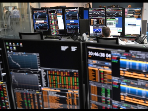 Borsa: Milano fallisce il rimbalzo, chiude a +0,1%