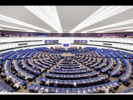 Via libera finale dell'Eurocamera alla stretta sui rimpatri