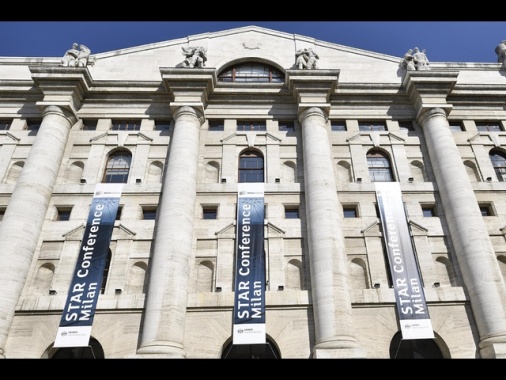 Borsa: Milano positiva (+0,2%), corre Saipem, giù Inwit e Ferrari