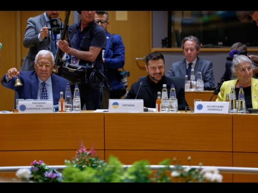 Summit Ue adotta conclusioni sull'Ucraina, prima volta a 27 da 18 mesi