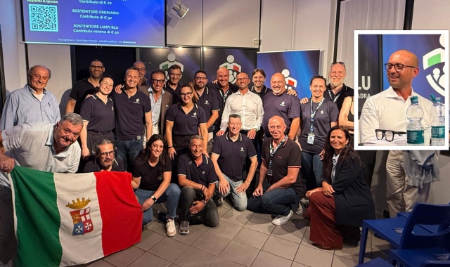 La fine dell’incontro con alcuni partecipanti all’evento e nel riquadro Salvatore Girone